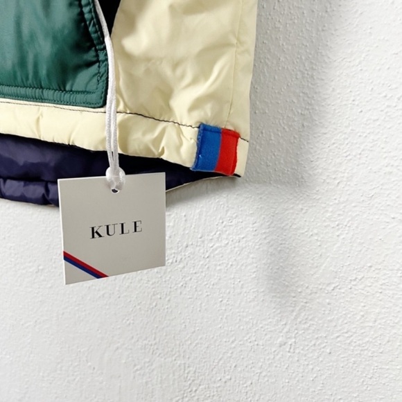 KULE Chandler Vest Patchwork Colorblock Puffer Vest
Size X Large
NWT - Picture 6 of 7